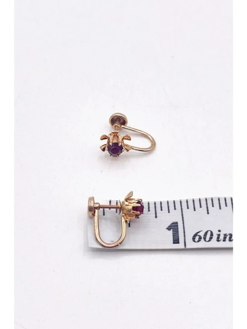 Vintage Marked BOA 10K Yellow Gold Dainty Red Stone Flower Screw Back Earrings